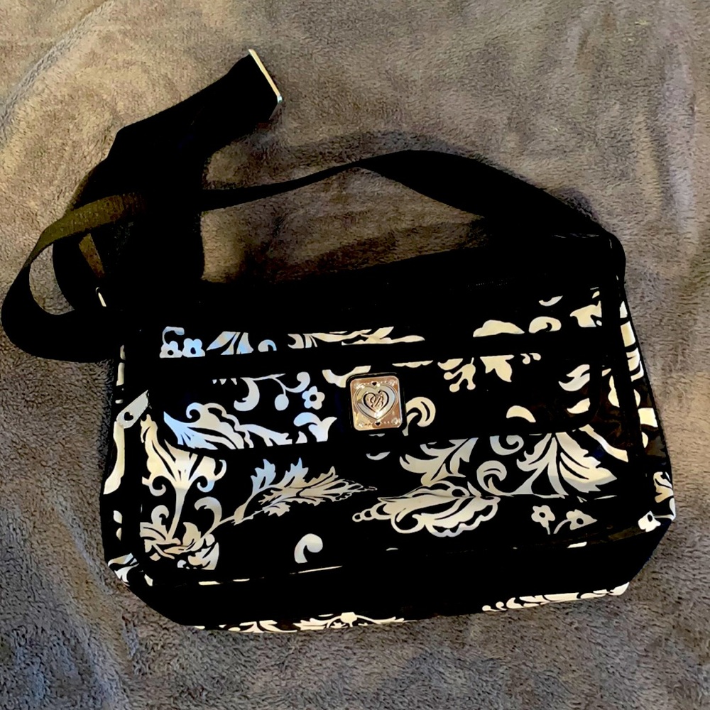 Beautiful, lightweight Brighton shoulder bag.